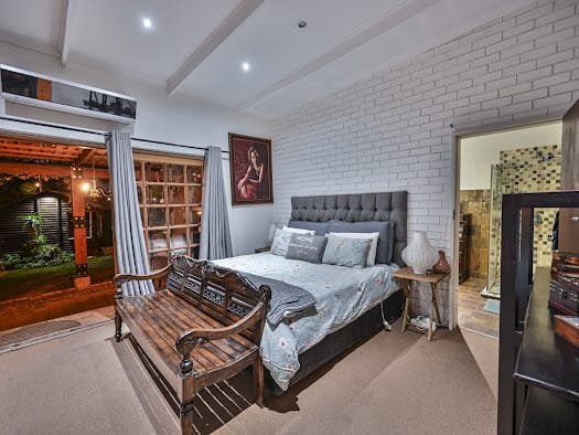 5 Bedroom Property for Sale in Waverley Free State